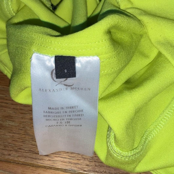 π McQ Alexander McQueen NWOT Lime Green Bodycon Contour Skirt Small π - Picture 5 of 12